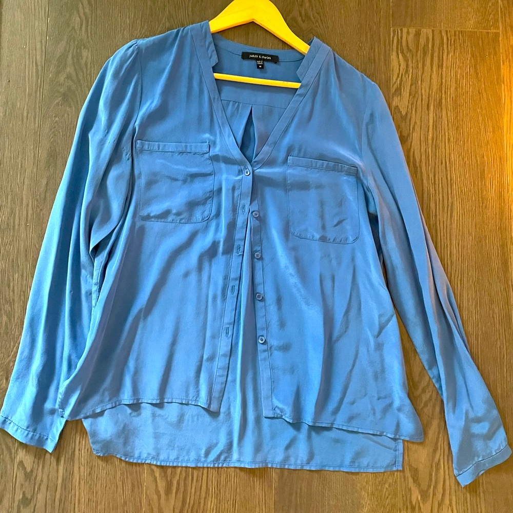 Blue silk Judith& Charles blouse, great condition, super comfy $50